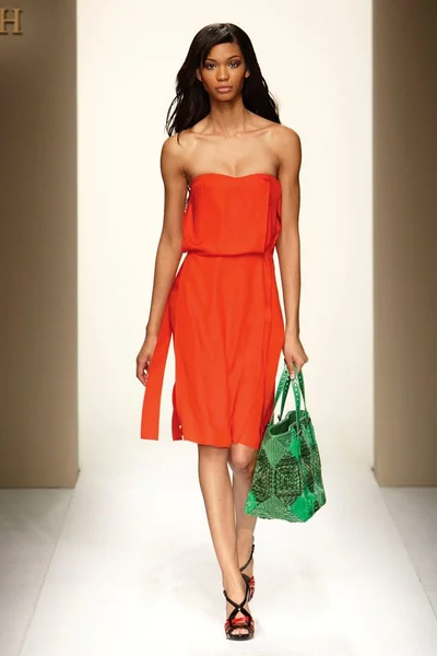 Look 39